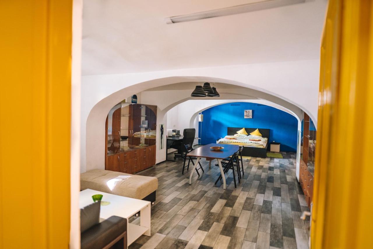 Design Loft Hotel Timişoara Buitenkant foto