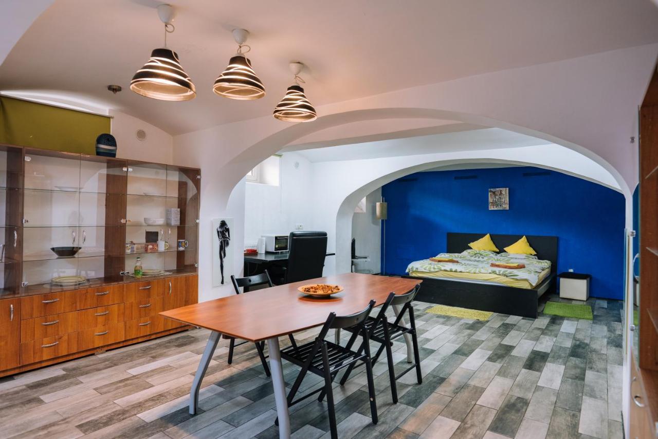 Design Loft Hotel Timişoara Buitenkant foto